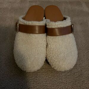 Universal Threads Cream/Ivory Indra Mules/Heels Size 7